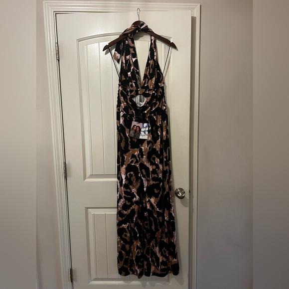 DFV Diane Von Furstenberg Target Women's Halter Leopard Neutral Jumpsuit Size L - Picture 4 of 9